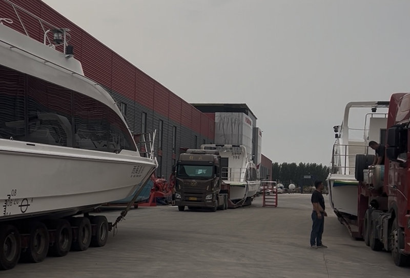 Луфа® Ички жүргүнчүлөрдүн кемелерин жөнөттү: Бирөөнүн 21,8 млн. Монохалл жүргүнчү кемелери жана эки 17,8 млн. Монохул жүргүнчү кемелери